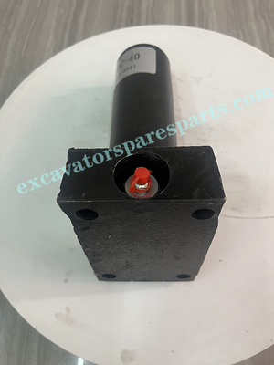 20T-30-41510 Excavator Adjuster Cylinder สำหรับ Komatsu PC15-3 PC20-6 PC20-7 PC25-1 PC30 Tension Cylinder