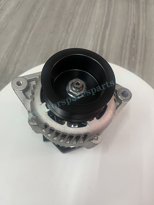 P200-6 PC200-7 รถขุด Komatsu Alternator S6D102E 0-62000-0010 600-861-3410